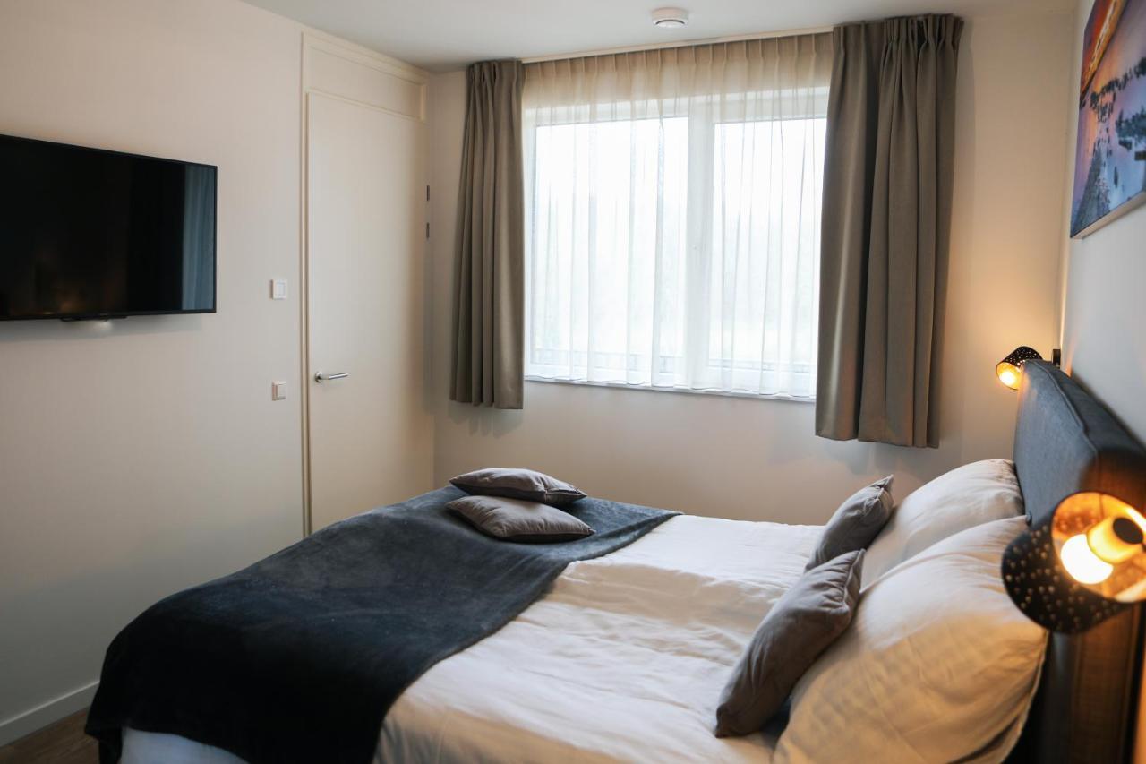 Luxe 4 Persoons Appartement In Residence Marina Kamperland 2C Esterno foto